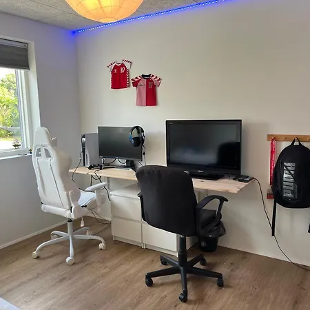 Villa Hus Taet Ved Havn Og Thyboron