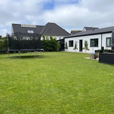 Hus Taet Ved Havn Og Villa Thyboron